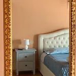 Appartamento Luce-- 2 Da Letto--centro Storico--parcheggio Privato Gratuito