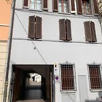Luce-- 2 Da Letto--centro Storico--parcheggio Privato Gratuito Appartamento *