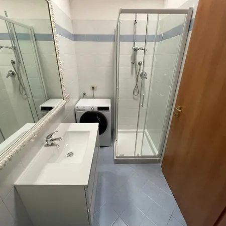 Lejlighed Luce-- 2 Da Letto--centro Storico--parcheggio Privato Gratuito Lugo (Ravenna)