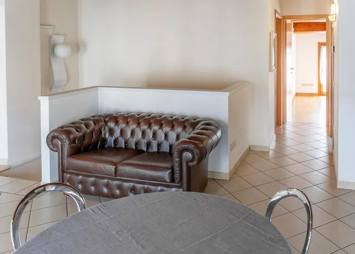 Lejlighed Luce-- 2 Da Letto--centro Storico--parcheggio Privato Gratuito Lugo (Ravenna)