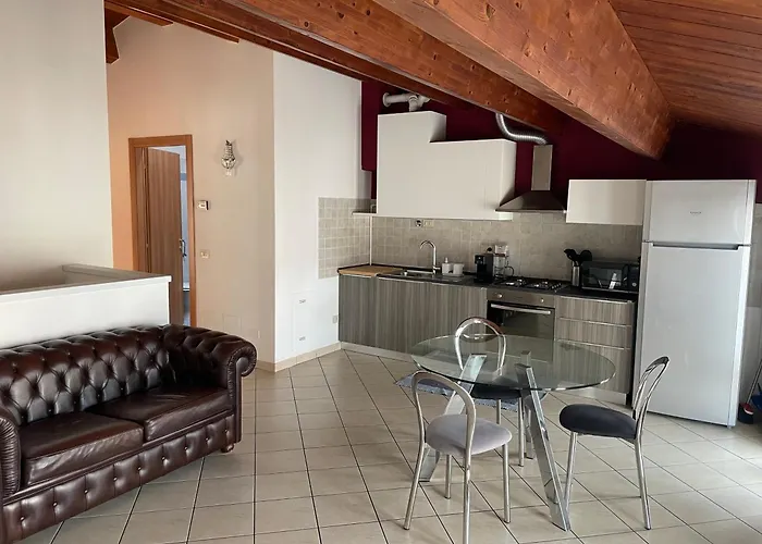 Luce-- 2 Da Letto--centro Storico--parcheggio Privato Gratuito