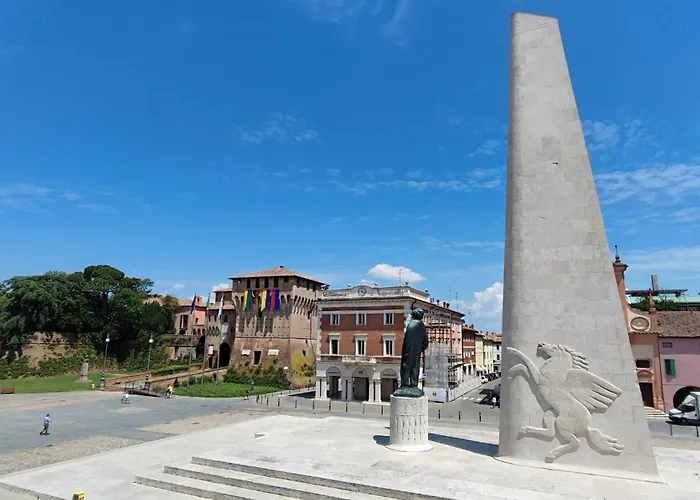 Daire Luce-- 2 Da Letto--centro Storico--parcheggio Privato Gratuito Lugo (Ravenna)