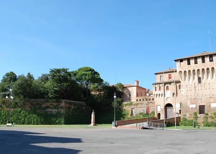 Luce-- 2 Da Letto--centro Storico--parcheggio Privato Gratuito *